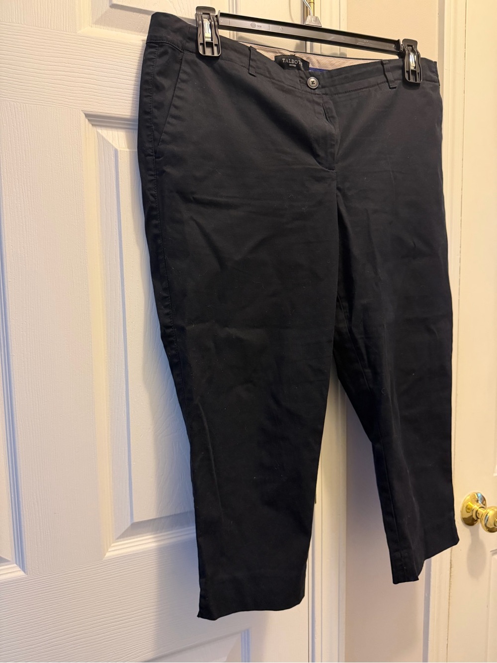 Talbots Women's Black pants cropped - Classic Straight Fit